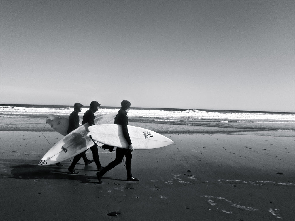 Surfers III by Pauline Aubut on GIANT ART - white coastal  sand